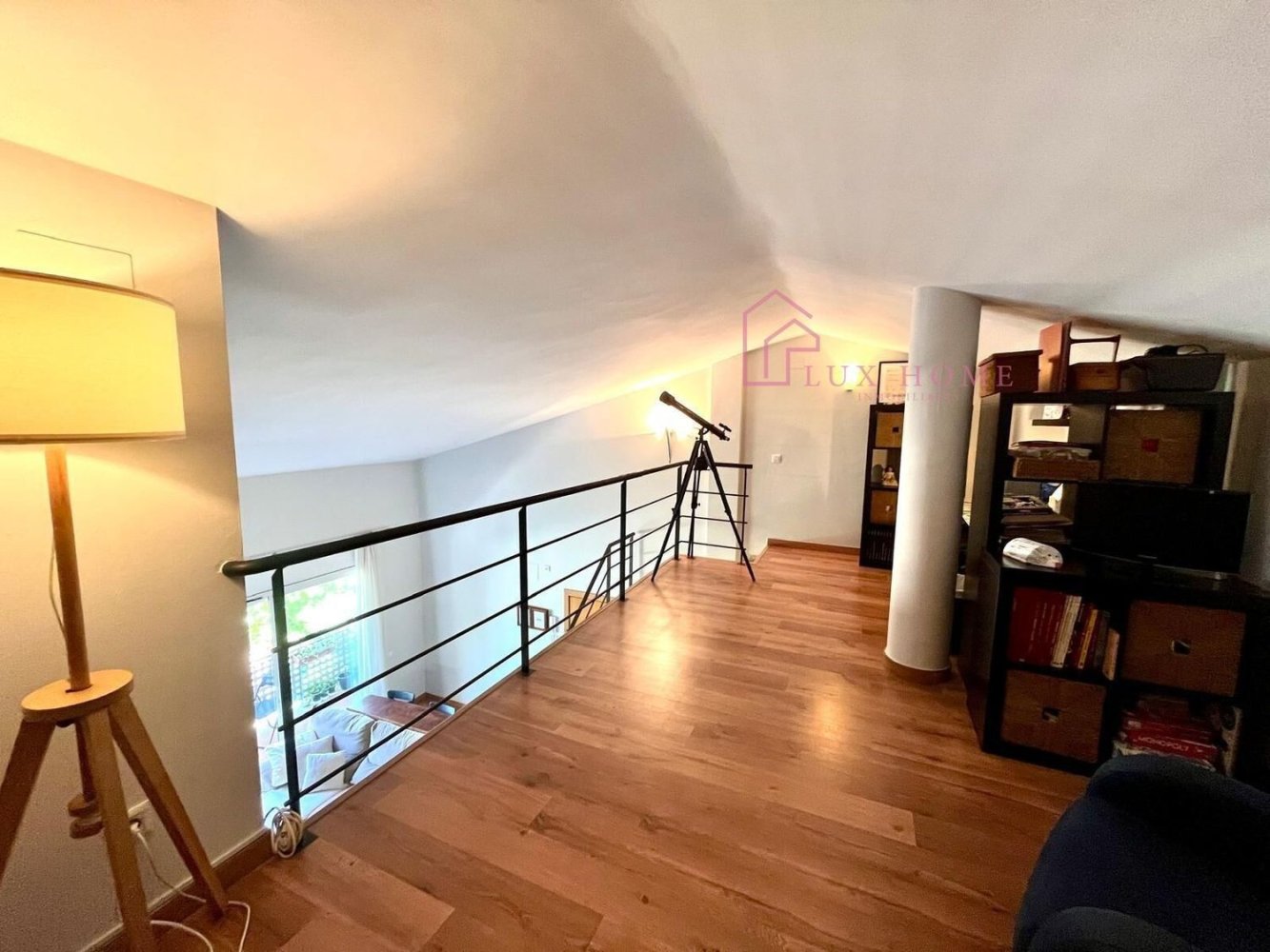 Dúplex de 3 dormitorios en Santa Perpetua De Mogoda, Spain No. 243224