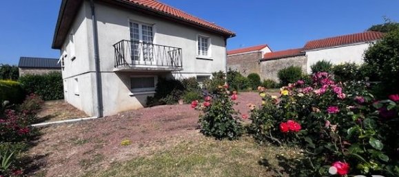 3 bedrooms House in Deux-Sevres, France No. 310683 4