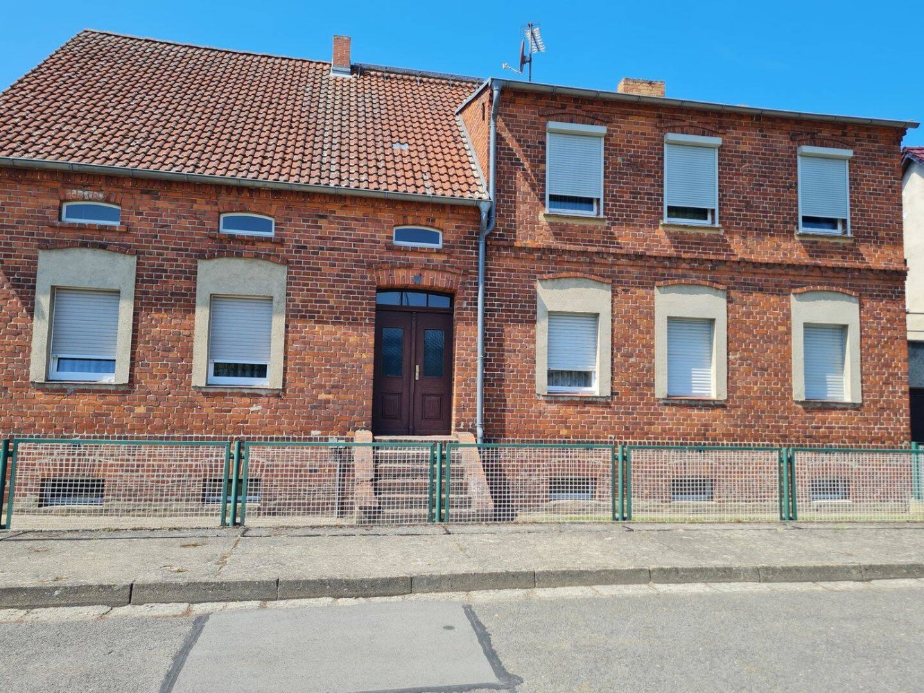 6 rooms House in Spree-Neise, Germany No. 238451