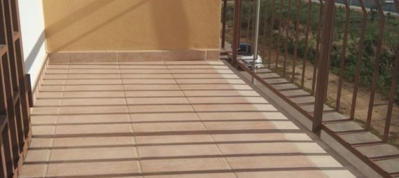 2-salle Appartement à Palo del Colle, Italy No. 82297 16