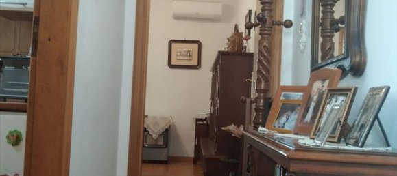 2-salle Appartement à Palo del Colle, Italy No. 82297 3