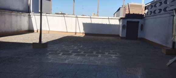 2-salle Appartement à Palo del Colle, Italy No. 82297 19