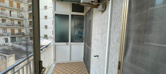 6-salle Appartement à Syracuse, Italy No. 249999 13