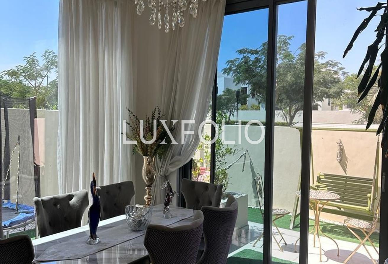 5 bedrooms Villa in Dubai Hills Estate, UAE No. 101629