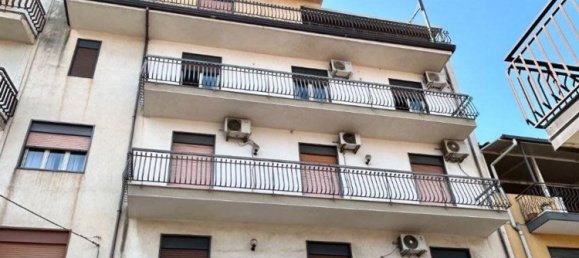 4 rooms Apartment in Misterbianco, Italy No. 259731 29