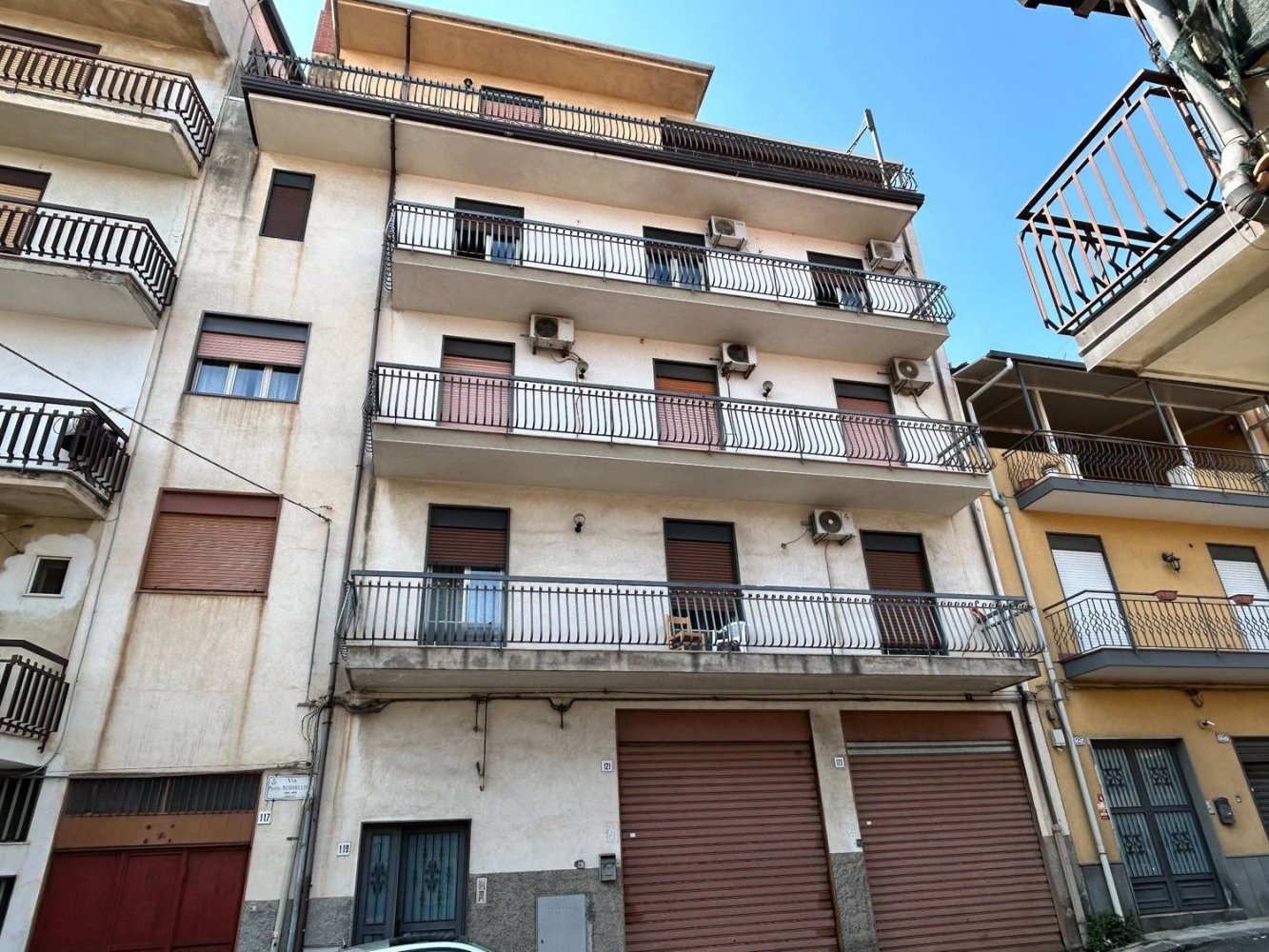 4 rooms Apartment in Misterbianco, Italy No. 259731