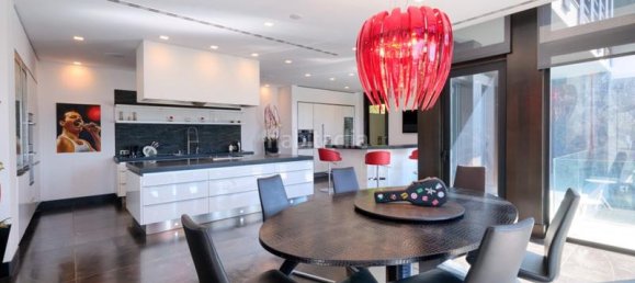 8 bedrooms Villa in Marbella, Spain No. 82300 12