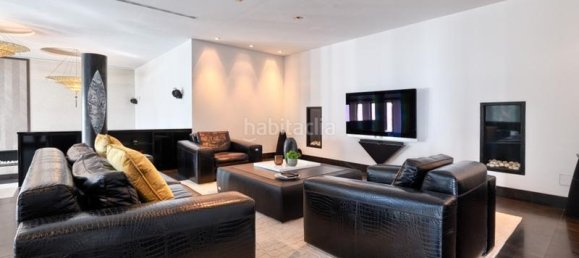 8 bedrooms Villa in Marbella, Spain No. 82300 8