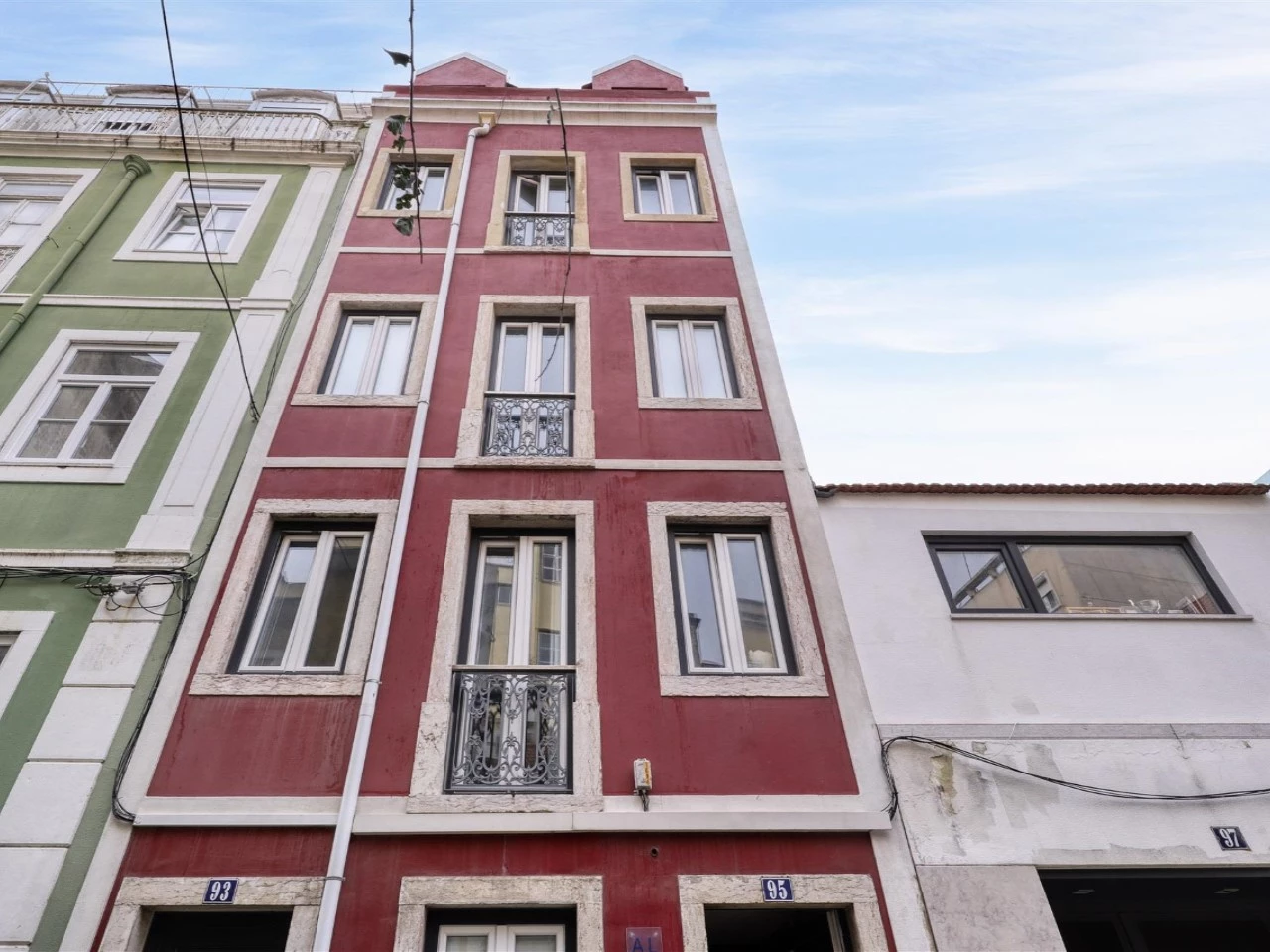  بناية في Lisbon, Portugal 180متر مربع رقم 89366