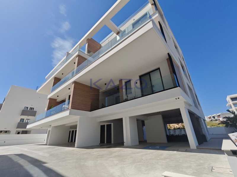 3 bedrooms Apartment in Agios Athanasios, Cyprus No. 14991