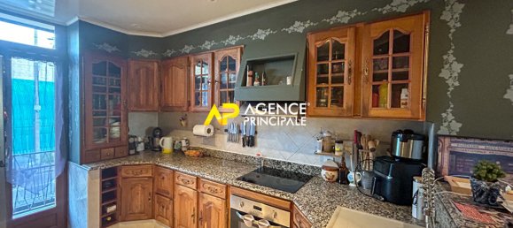 5 bedrooms House in Argenteuil, France No. 136444 12