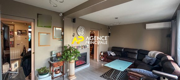 5 bedrooms House in Argenteuil, France No. 136444 16