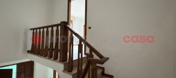 4 Schlafzimmer Villa in Barga, Italy, Nr. 358292 10