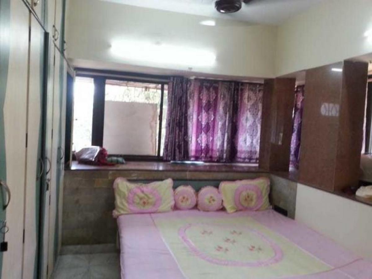 2 bedrooms House in Mumbai, India No. 24980