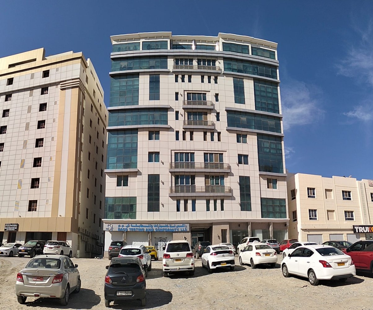 Hotel en Ghala, Oman 1800 m² No. 1389