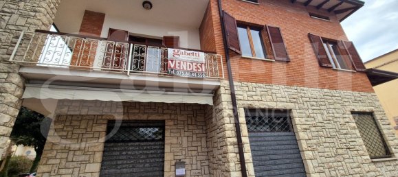 4 bedrooms House in Bettona, Italy No. 60679 26