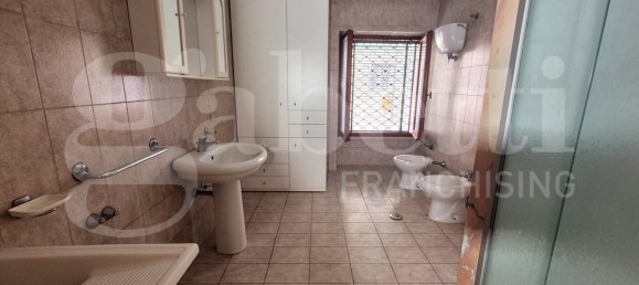 4 bedrooms House in Bettona, Italy No. 60679 25