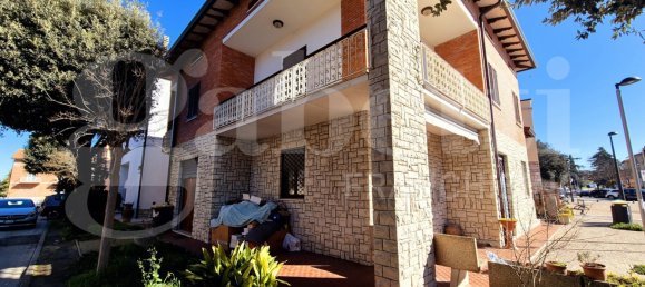 4 bedrooms House in Bettona, Italy No. 60679 30