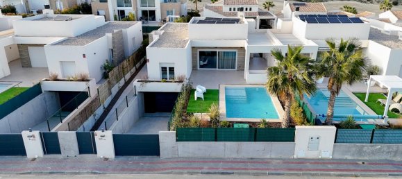 362m² Villa for sale in Algorfa, Alicante, Valencian Community, Spain № 365782 14