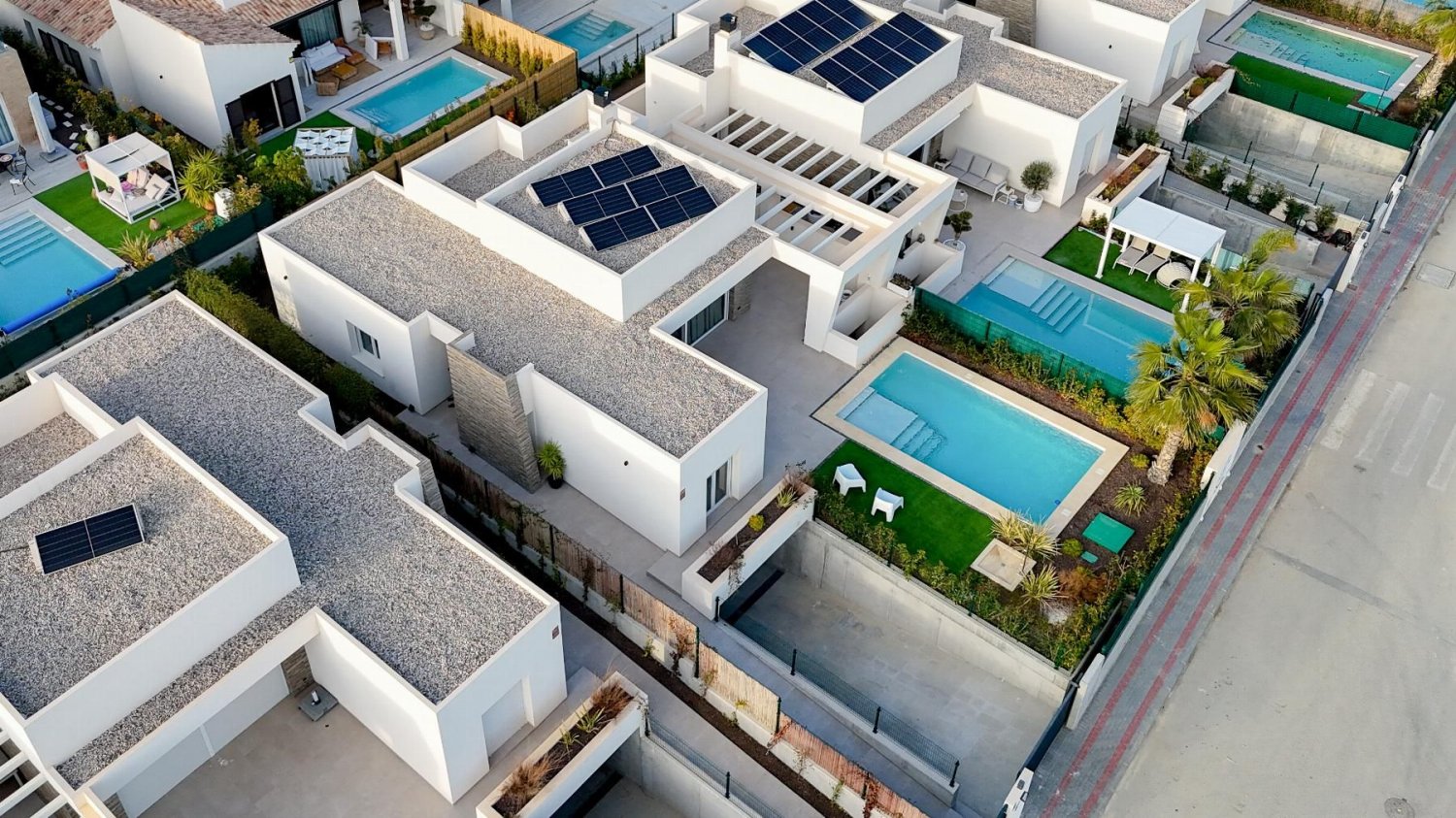 362m² Villa for sale in Algorfa, Alicante, Valencian Community, Spain № 365782