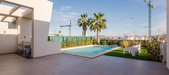362m² Villa for sale in Algorfa, Alicante, Valencian Community, Spain № 365782 12