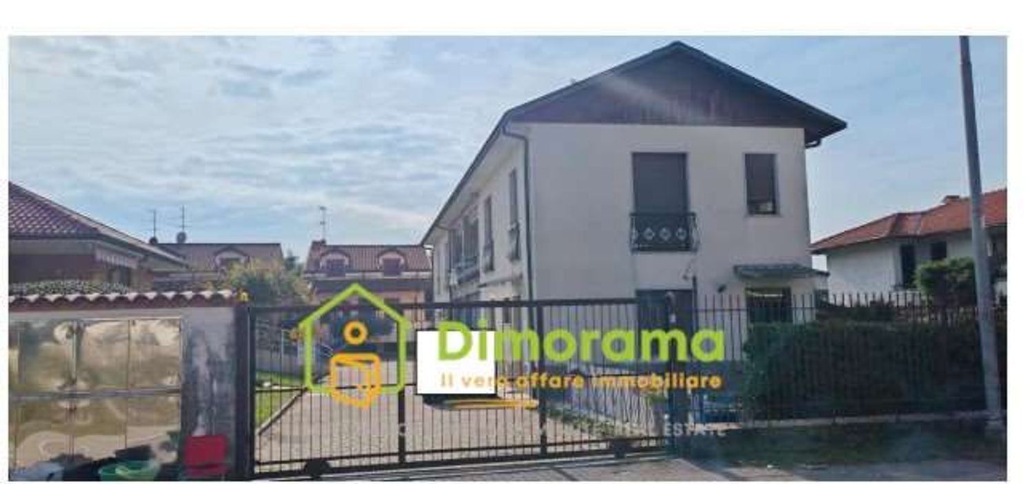 8غرفة منزل في Nerviano, Italy رقم 5859