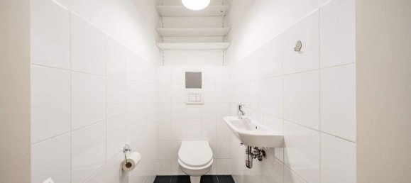 Studio in Vienna, Austria No. 160461 10