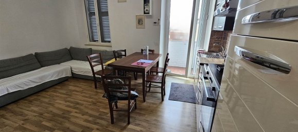 Apartamento de 4 dormitorios en Ancona, Italy No. 326451 3