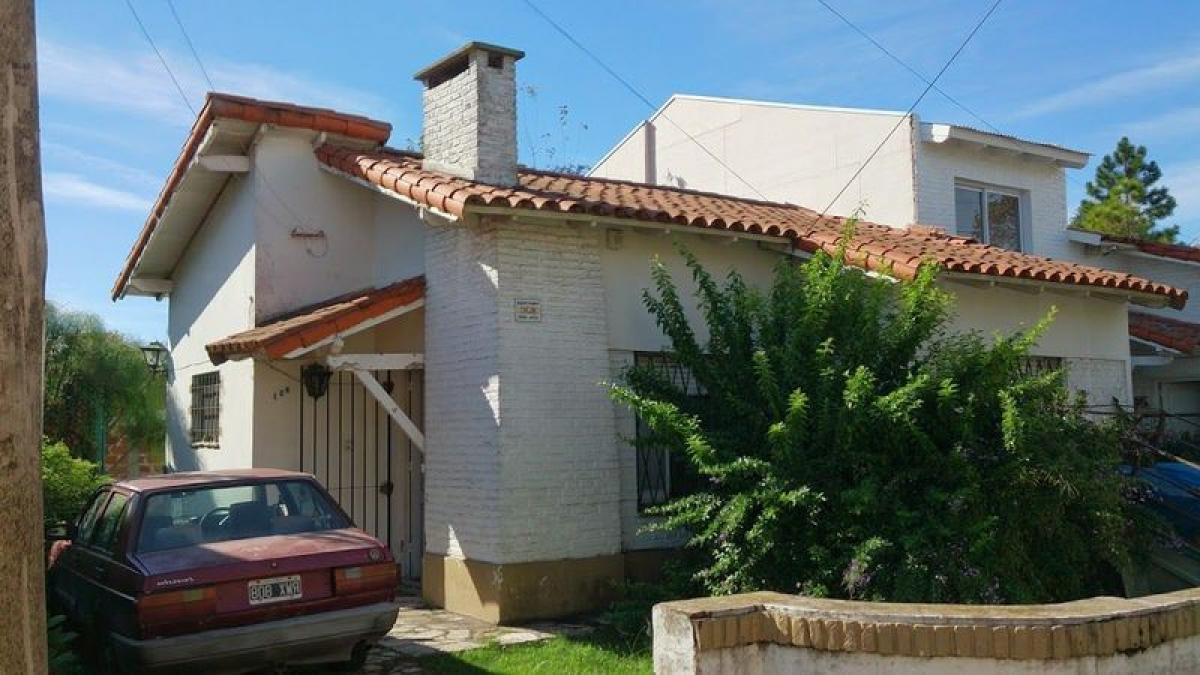 Estudio en Almirante Brown, Argentina No. 82345