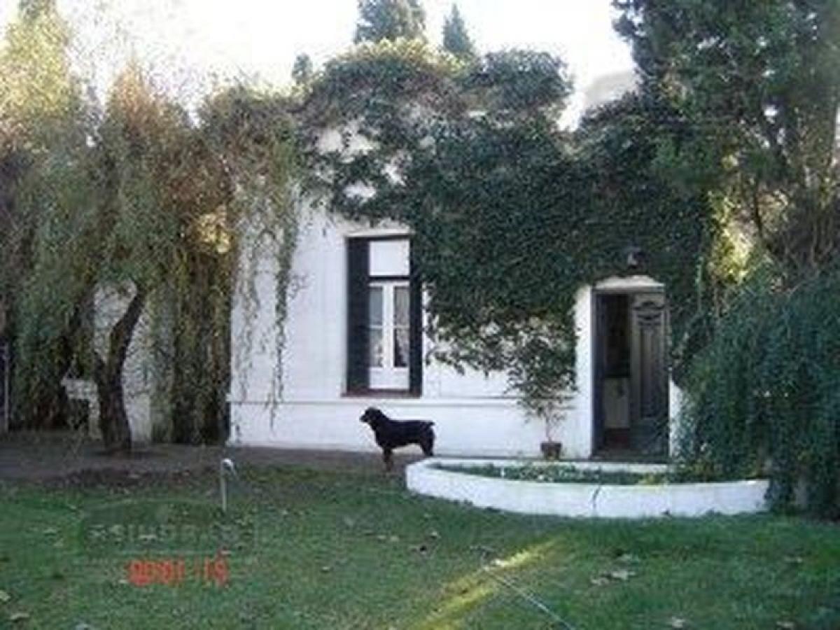 Земельный участок в Альмиранте Браун, Аргентина № 114505