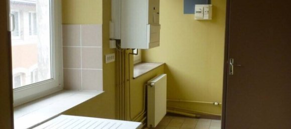 1 bedroom Apartment in Luneville, France No. 93913 3