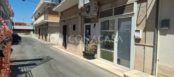 1 room Commercial property in L'Aquila, Italy No. 257781 3