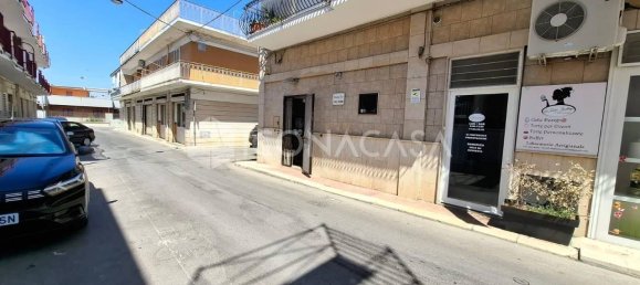 1 room Commercial property in L'Aquila, Italy No. 257781 6
