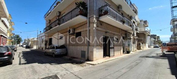 1 room Commercial property in L'Aquila, Italy No. 257781 4
