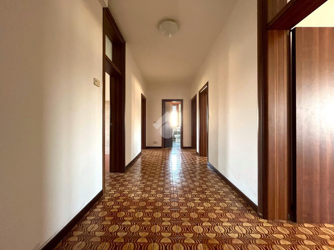 4 rooms Apartment in Spresiano, Italy No. 151552