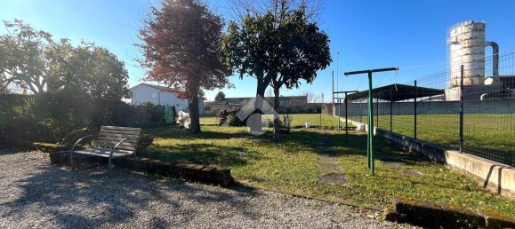 4 rooms Apartment in Spresiano, Italy No. 151552 18