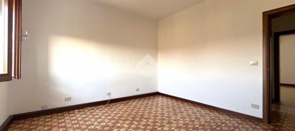 4 rooms Apartment in Spresiano, Italy No. 151552 6