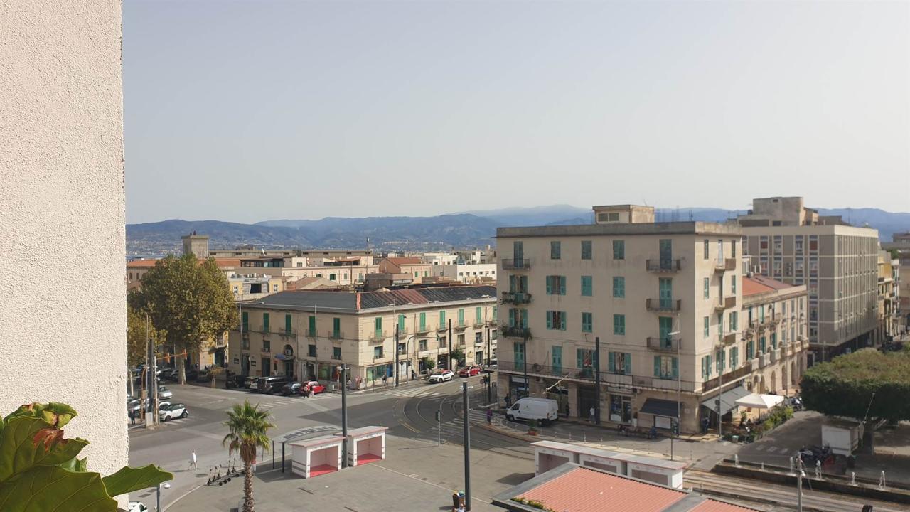 Apartamento de 8 divisões em Messina, Italy N.º 145241