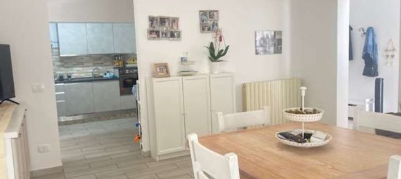 5 rooms Villa in Cisano sul Neva, Italy No. 284323 8