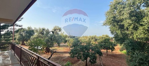 Вилла с 2 спальнями в Фазано, Италия № 344193 10