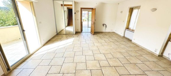 4 Schlafzimmer Haus in Charlieu, France, Nr. 360933 6