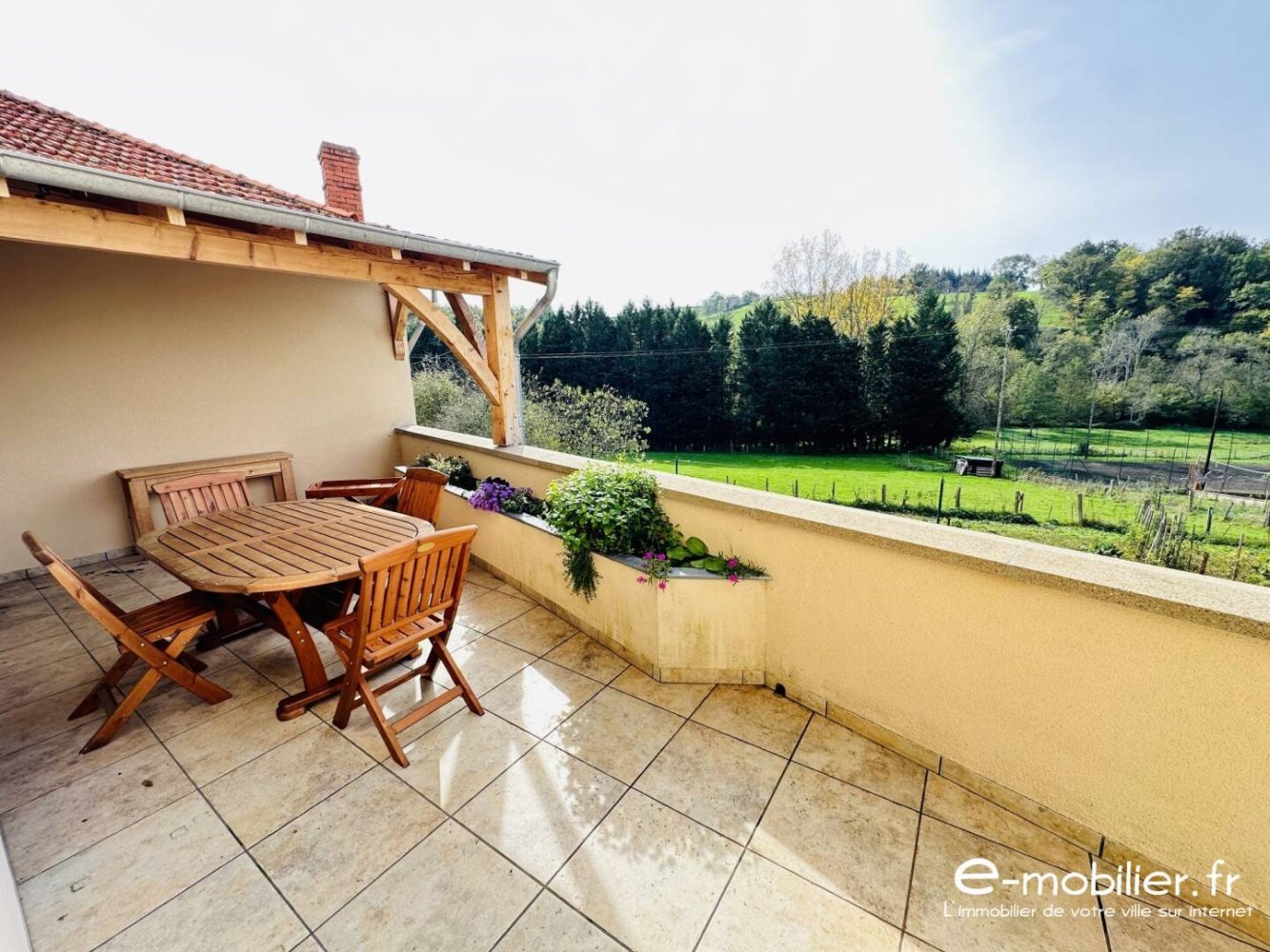 4 Schlafzimmer Haus in Charlieu, France, Nr. 360933