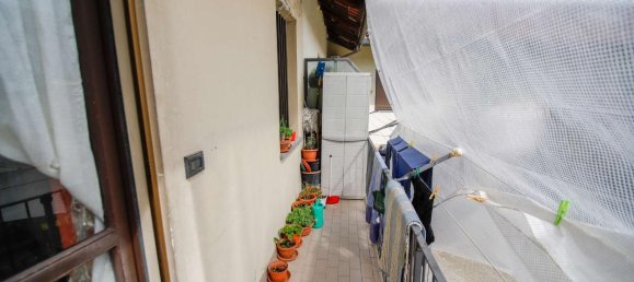 3 rooms Apartment in Volpiano, Italy No. 150965 8