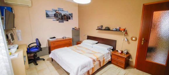 3 rooms Apartment in Volpiano, Italy No. 150965 14