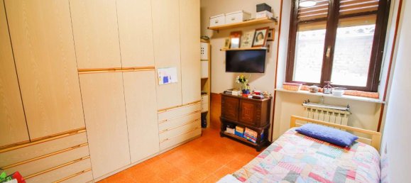 3 rooms Apartment in Volpiano, Italy No. 150965 17