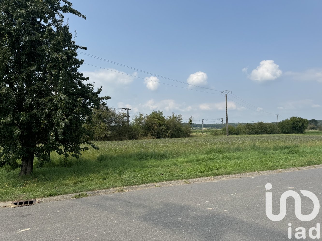 Terreno en Freistroff, France 1600 m² No. 92704