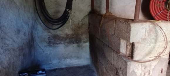 2 bedrooms House in Cerro al Volturno, Italy No. 375705 4