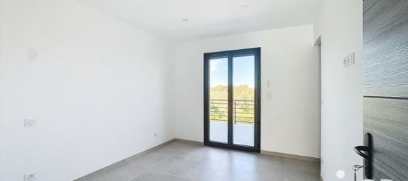 6 bedrooms Villa in Montagnac, France No. 279958 14