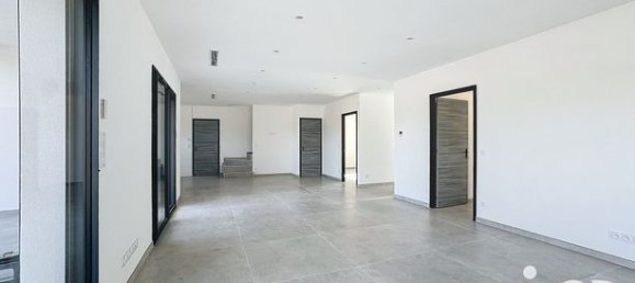 6 bedrooms Villa in Montagnac, France No. 279958 6