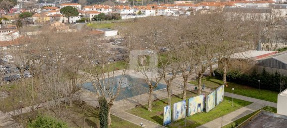 Квартира с 4 спальнями в Матозиньюш, Португалия № 99408 43